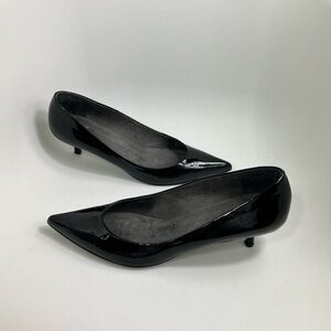 Stuart Weitzman Patent leather Pointy Toe Pumps Size 10 Narrow